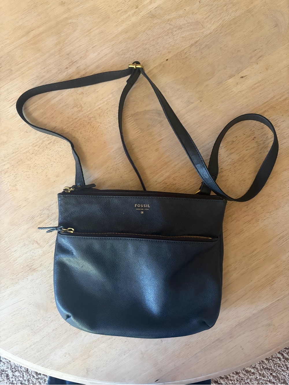 Fossil cross body bag